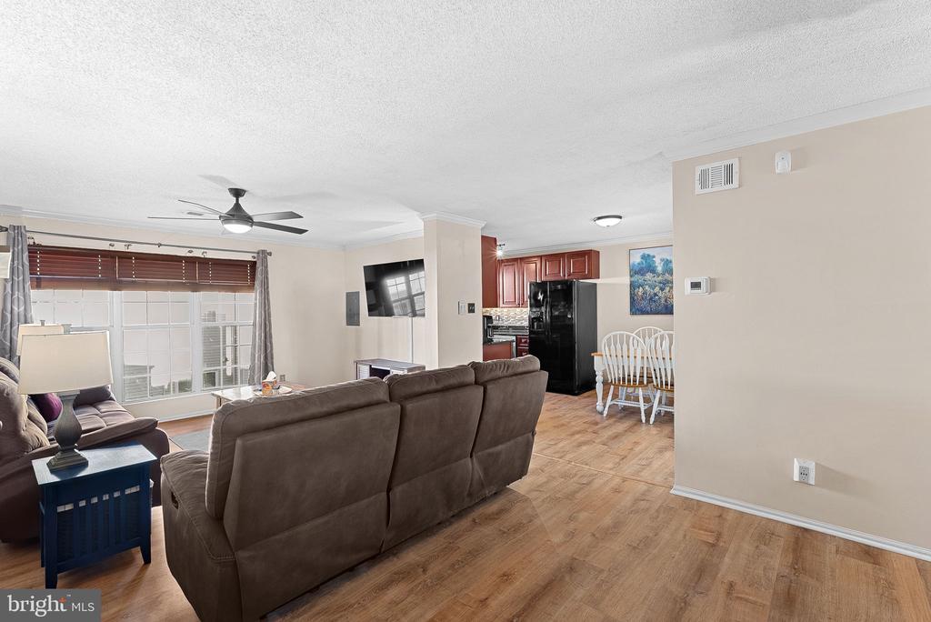 1115 HUNTMASTER TERRACE NE 202