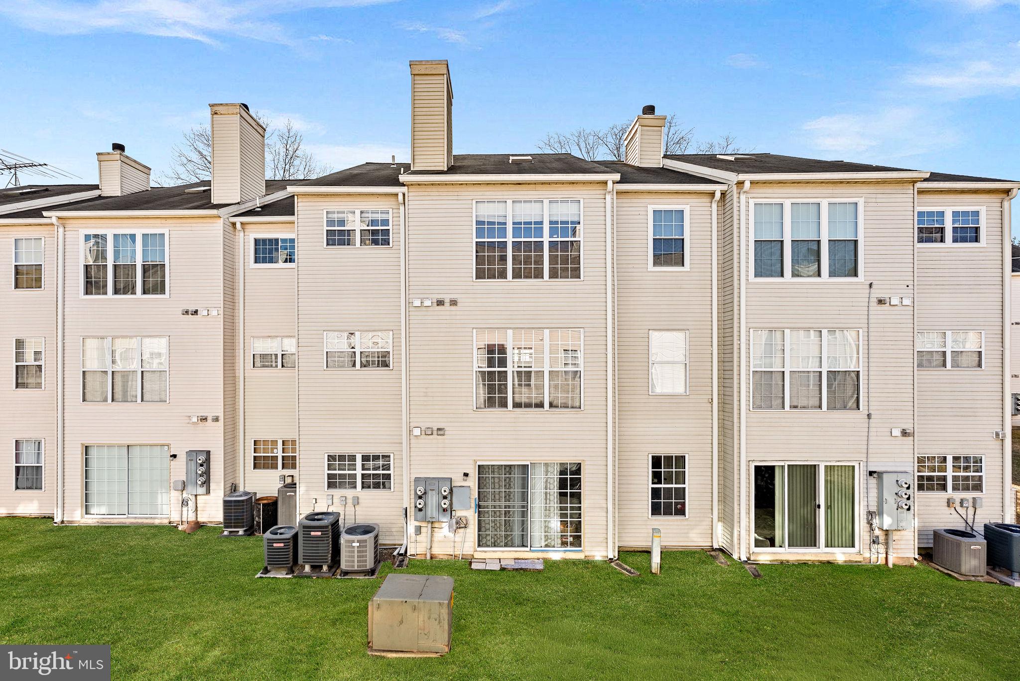 1115 HUNTMASTER TERRACE NE 202