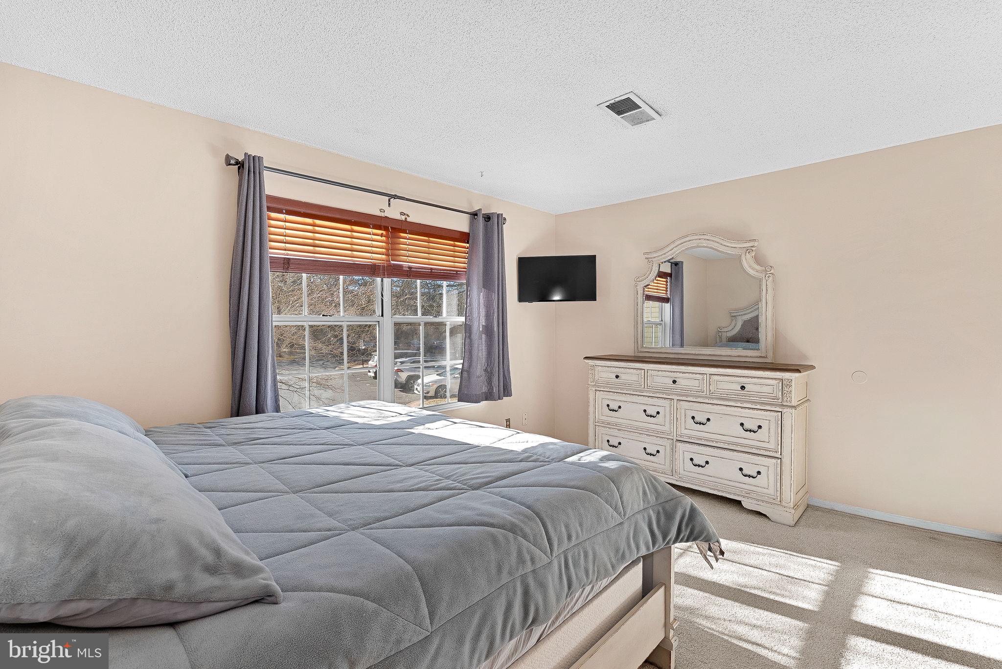 1115 HUNTMASTER TERRACE NE 202