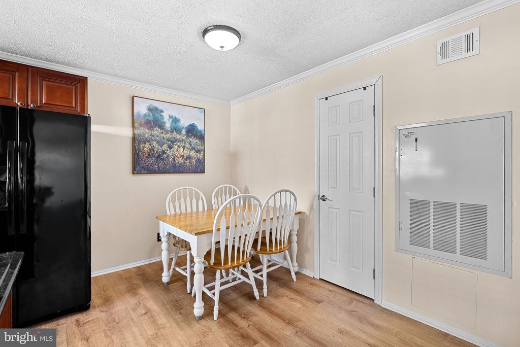 1115 HUNTMASTER TERRACE NE 202
