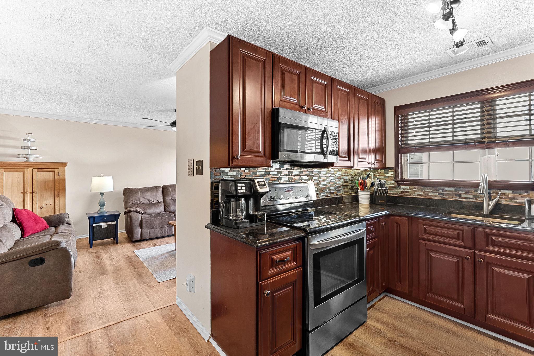 1115 HUNTMASTER TERRACE NE 202