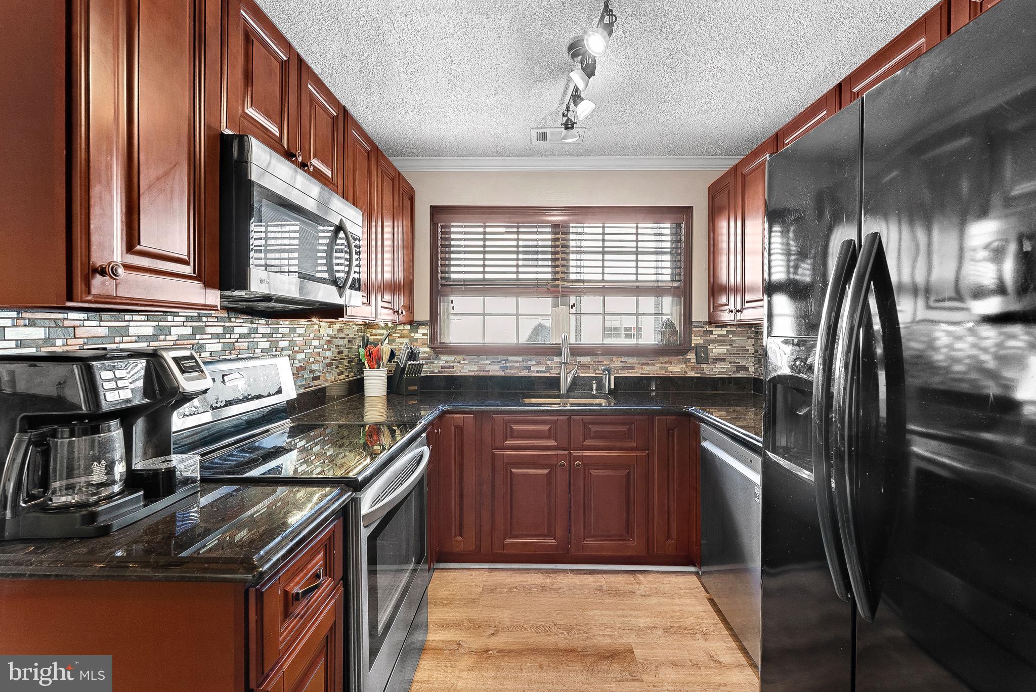 1115 HUNTMASTER TERRACE NE 202