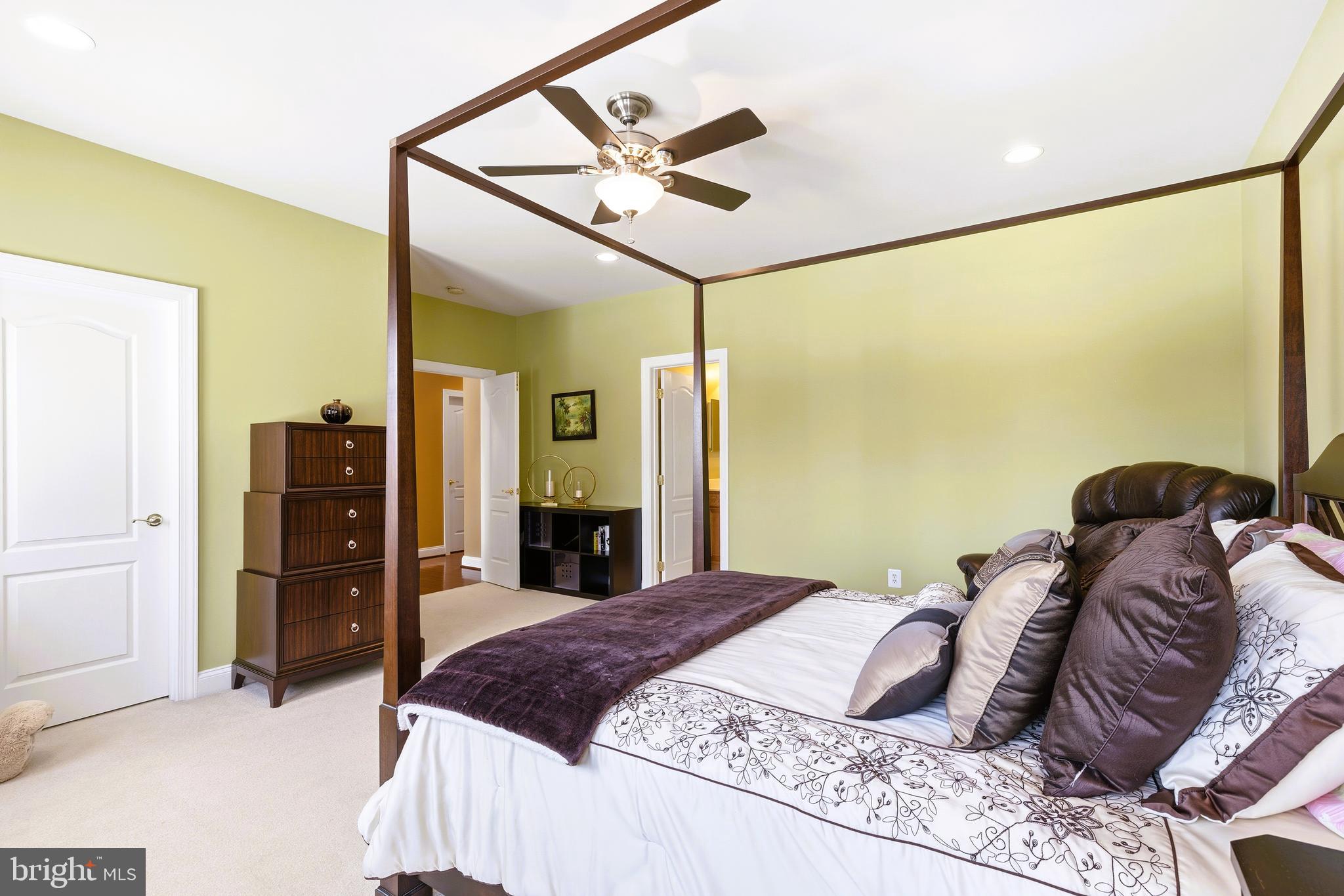 19606 BELLINGHAM LANE