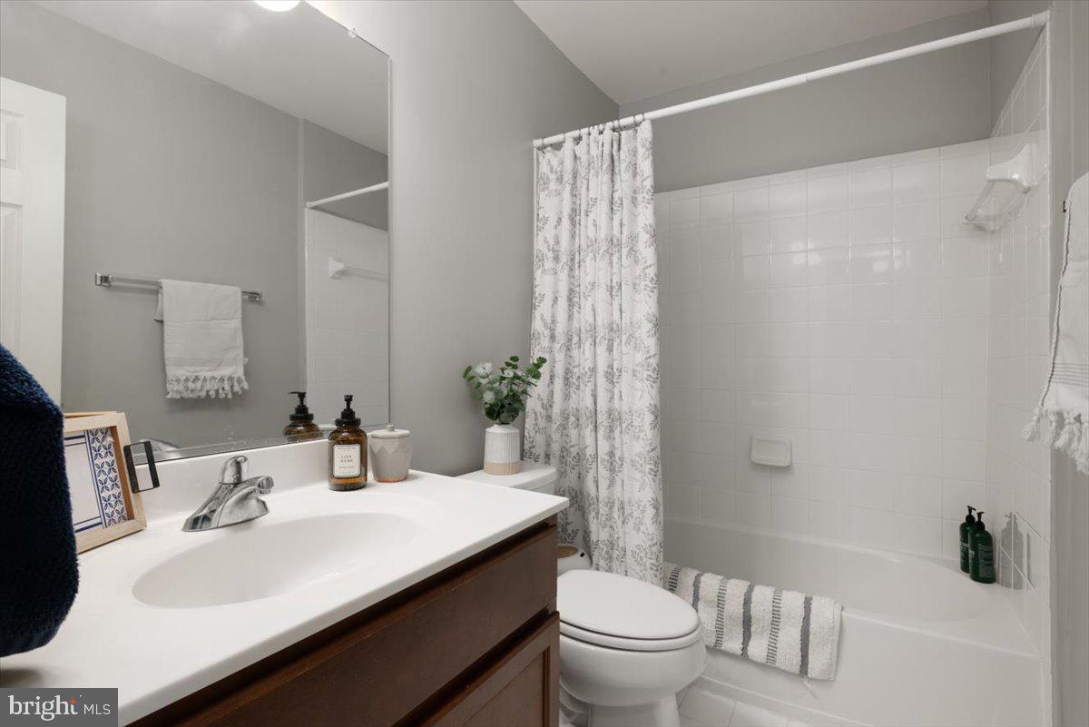 17670 CLEVELAND PARK DRIVE