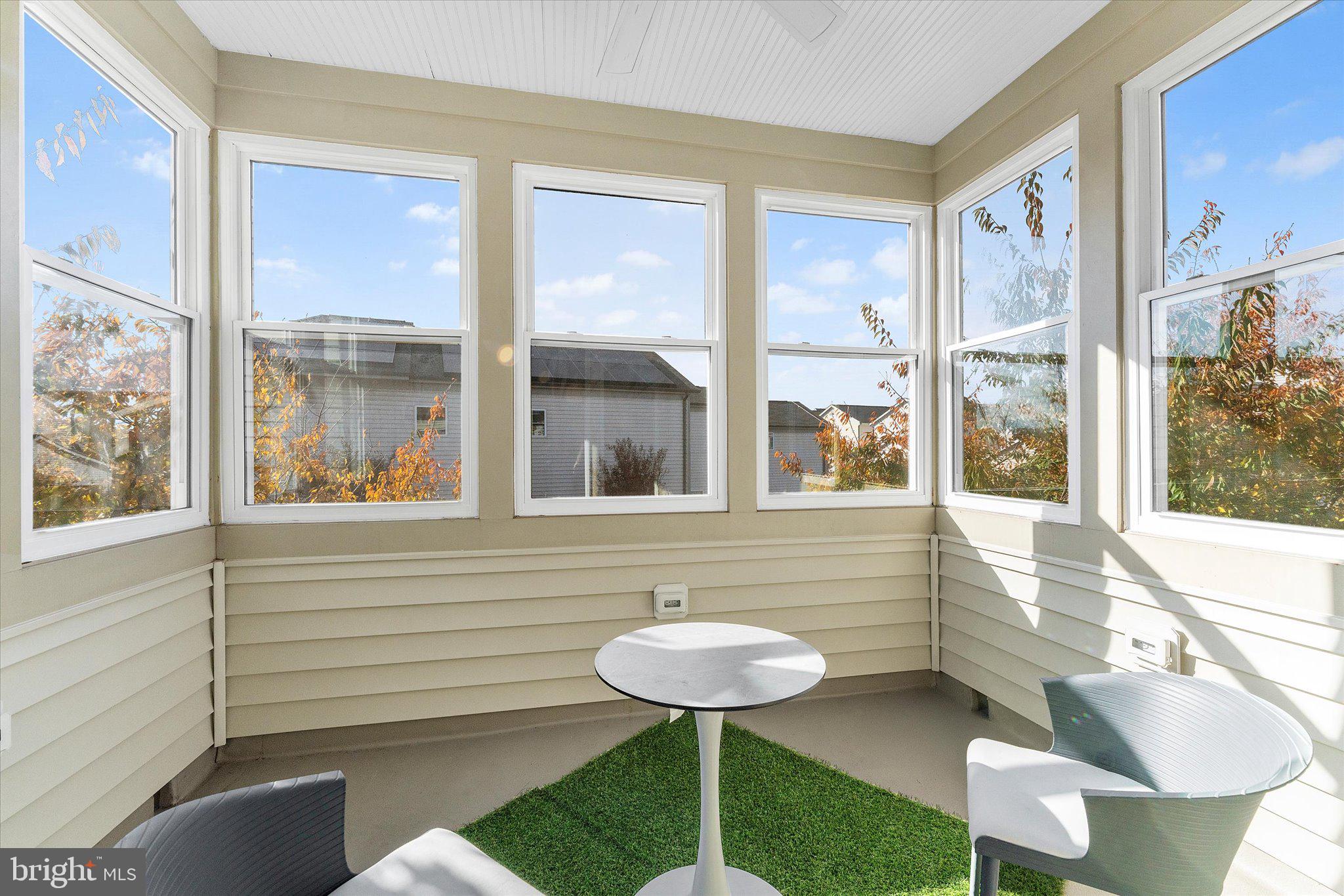 20433 SAVIN HILL DRIVE