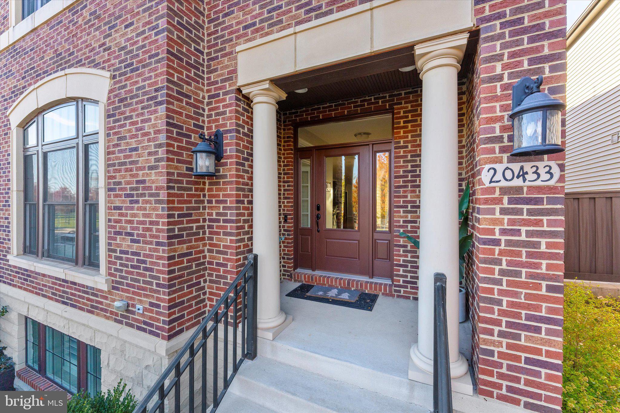 20433 SAVIN HILL DRIVE