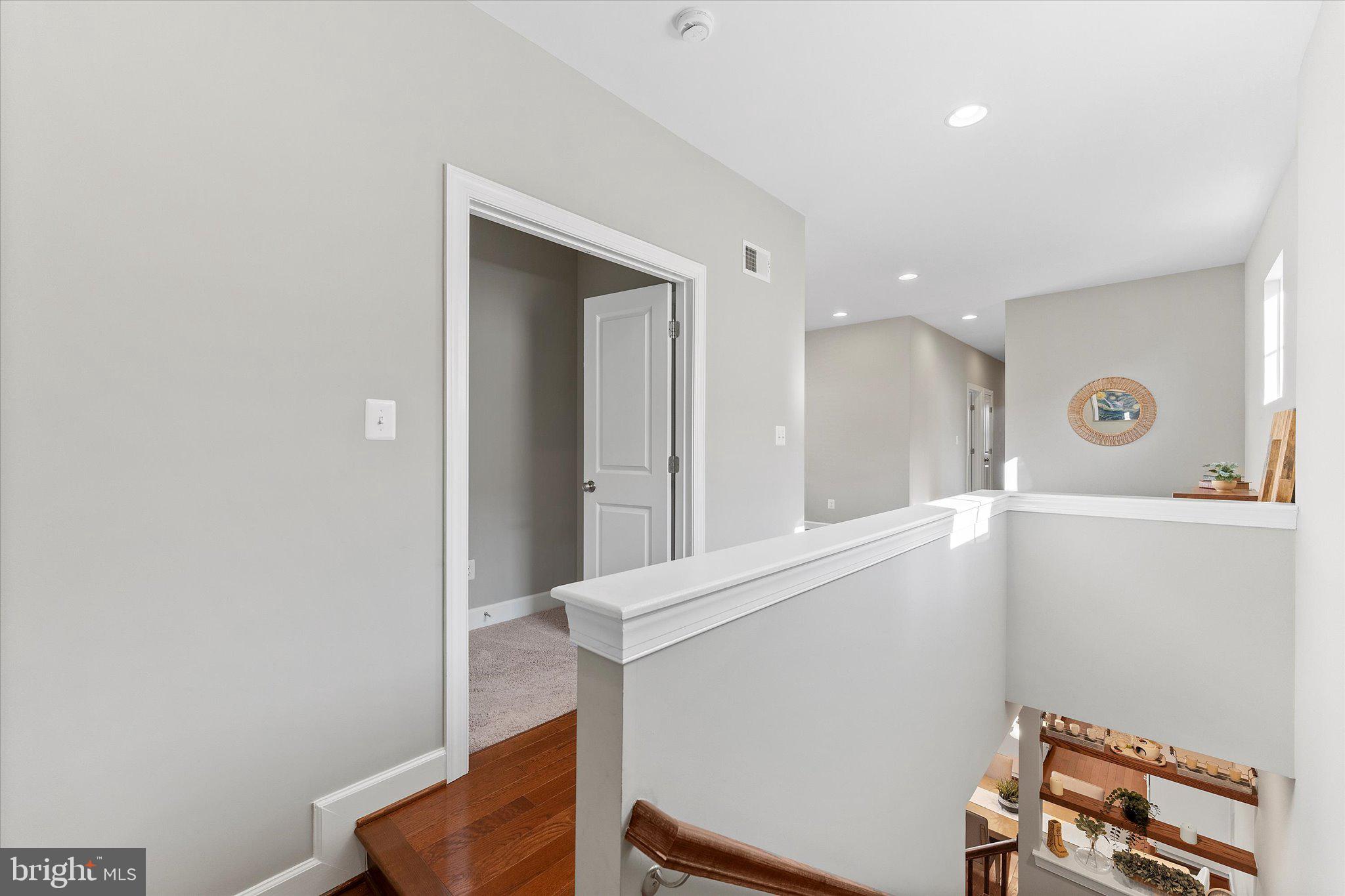 20433 SAVIN HILL DRIVE