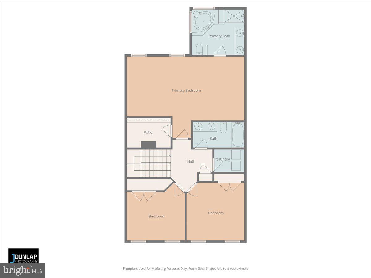 1781 MOULTRIE TERRACE NE