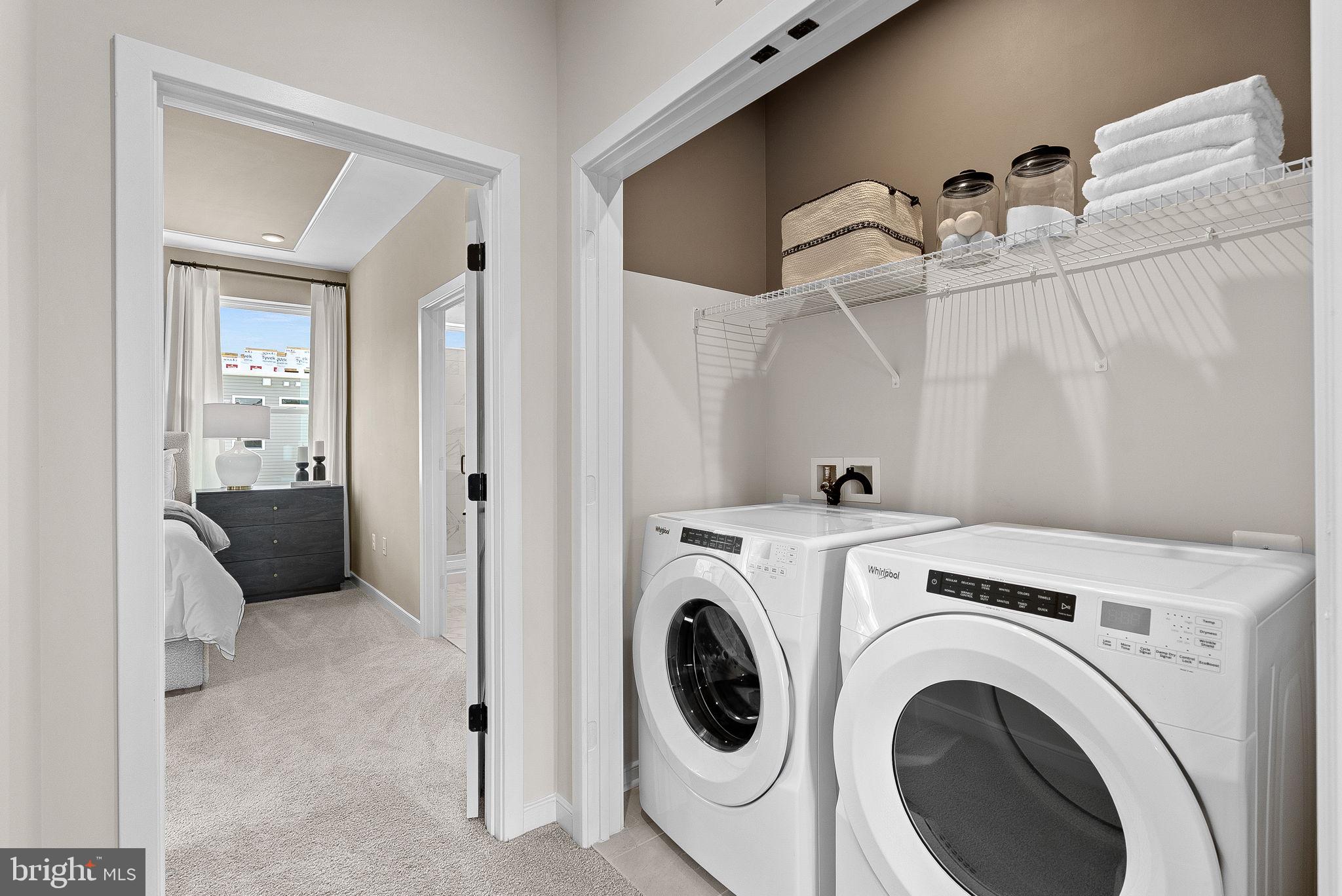 54320 MYSTIC MAROON TERRACE