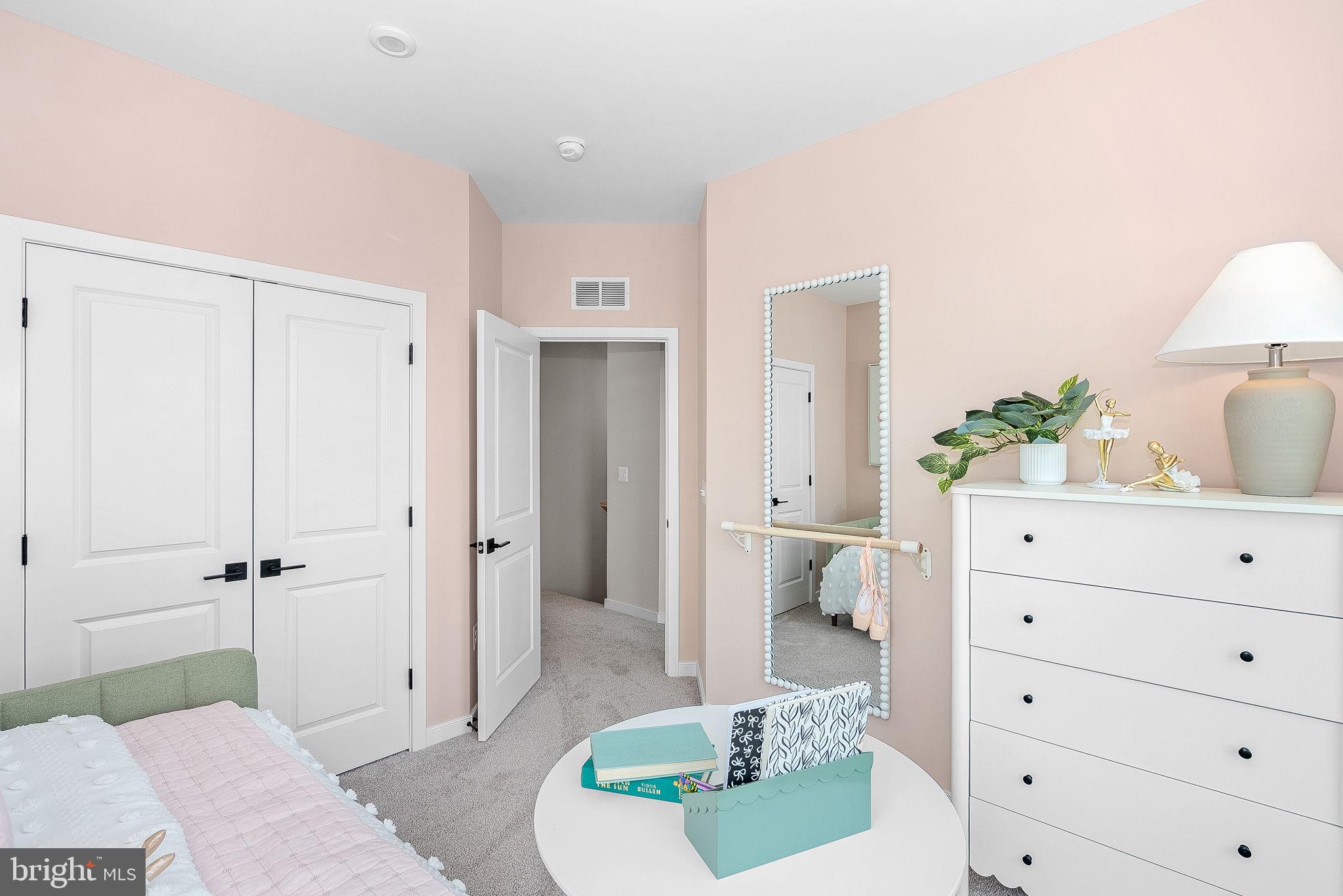 54320 MYSTIC MAROON TERRACE