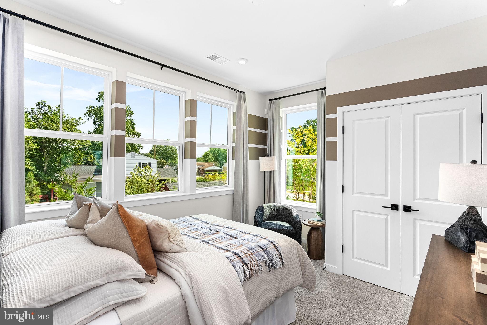 54320 MYSTIC MAROON TERRACE