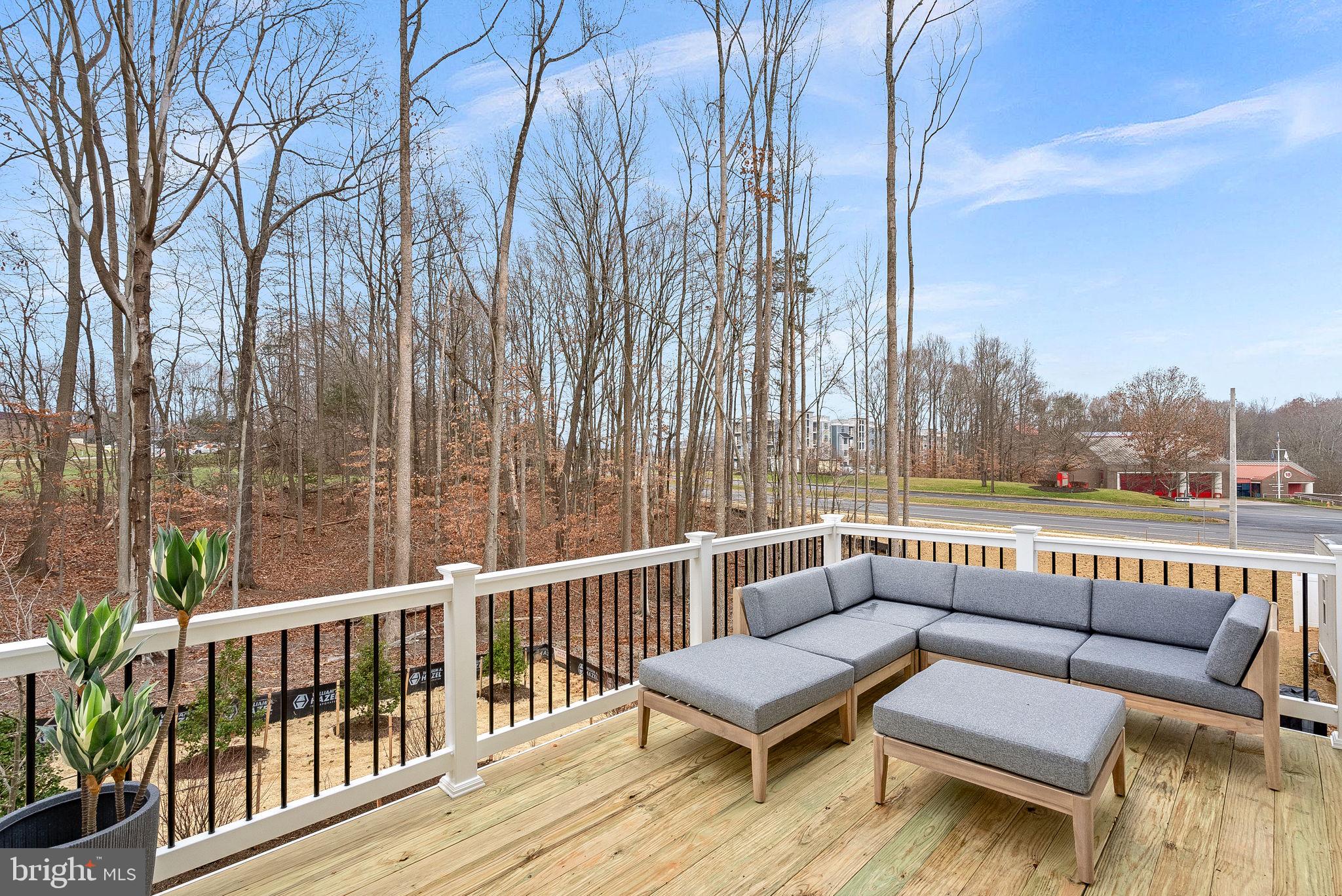 2460 MYSTIC MAROON TERRACE