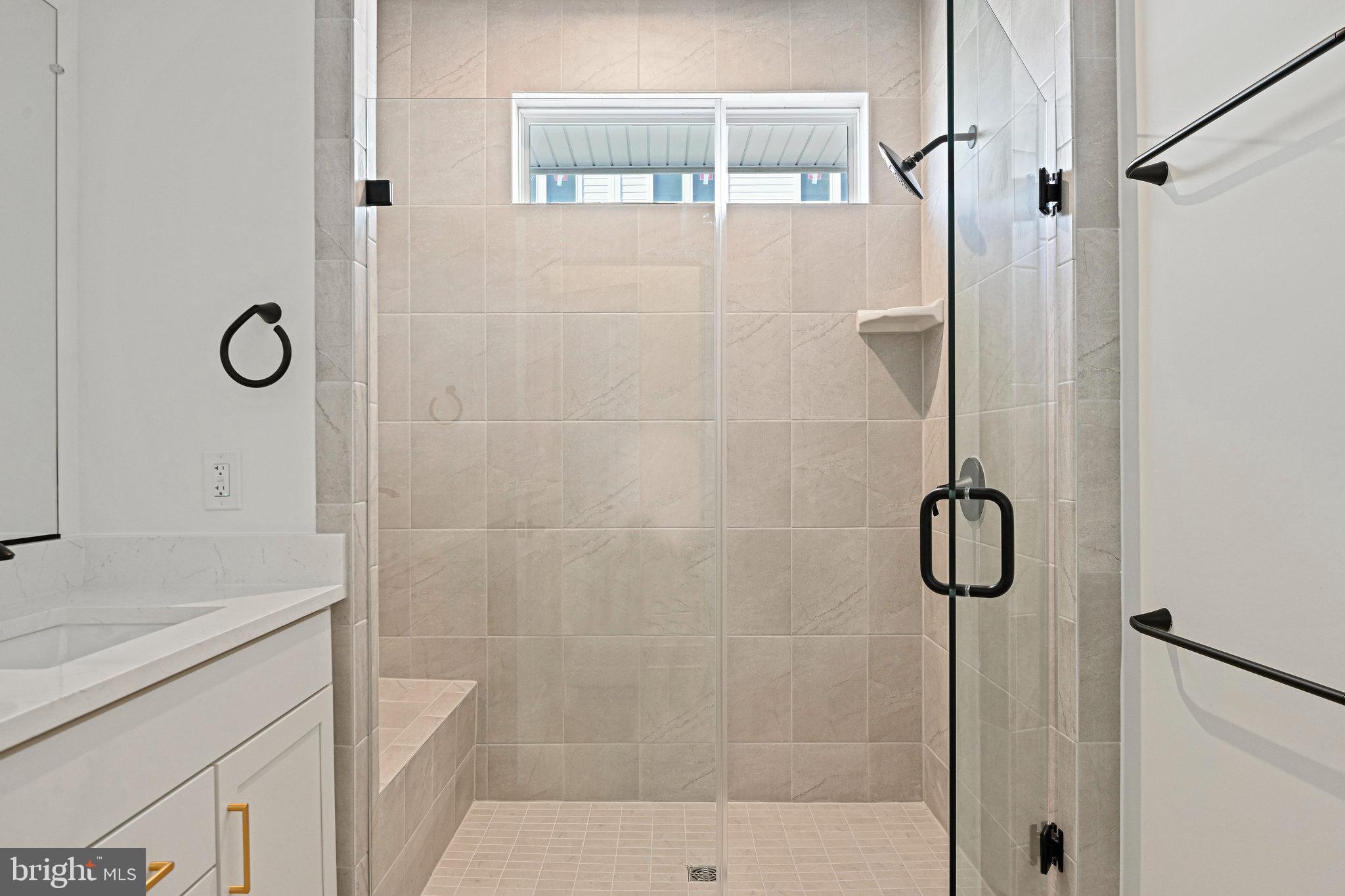 19874 YELLOW DAISY TERRACE