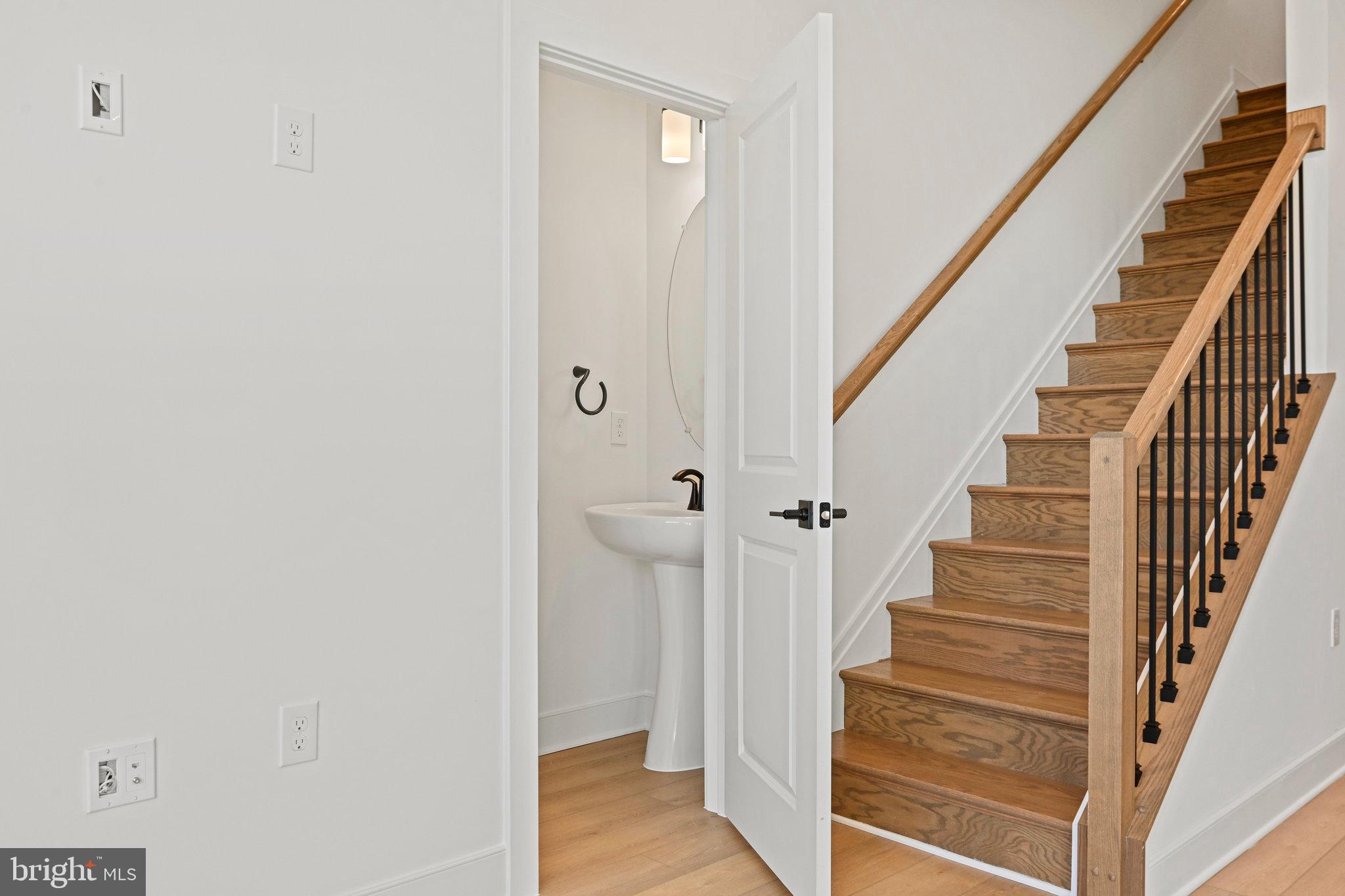 19874 YELLOW DAISY TERRACE