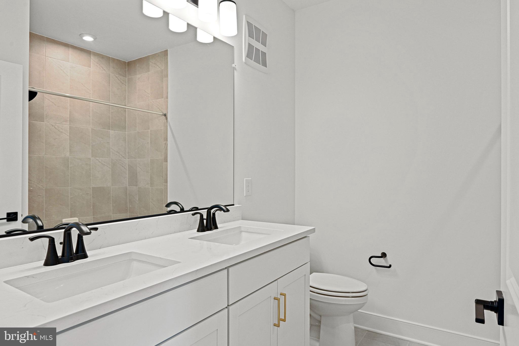 19874 YELLOW DAISY TERRACE