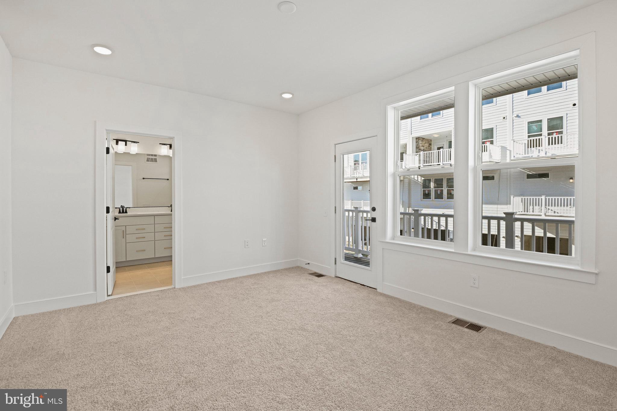 19874 YELLOW DAISY TERRACE