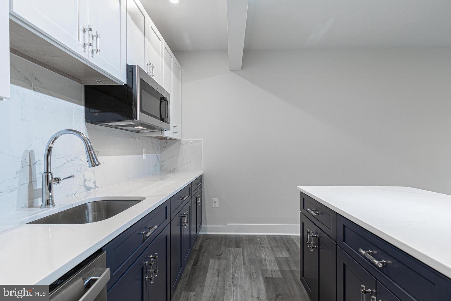 941 WARLANDER DRIVE BASEMENT SW