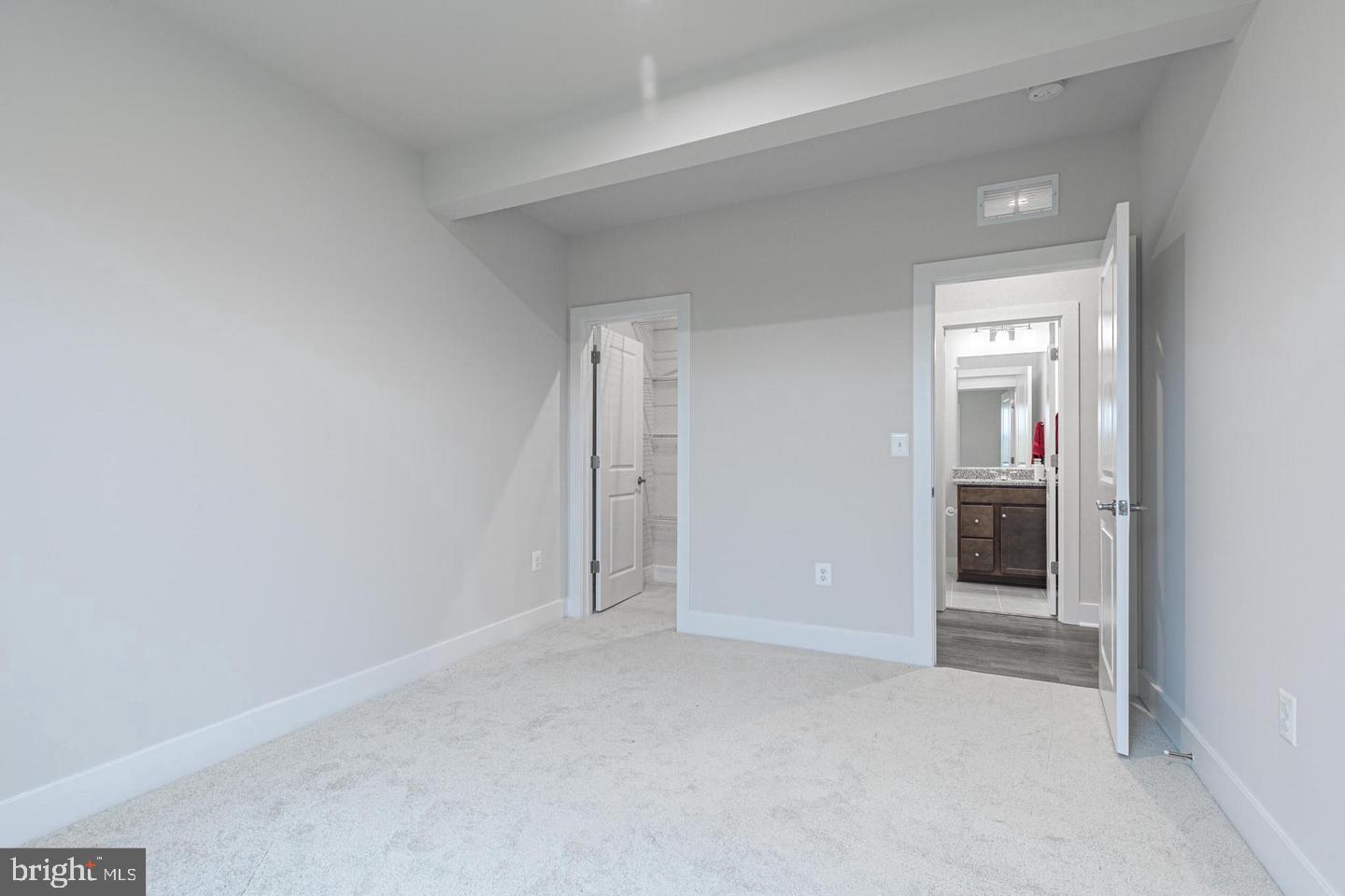 941 WARLANDER DRIVE BASEMENT SW