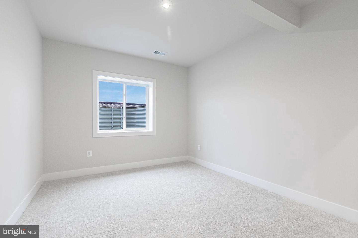 941 WARLANDER DRIVE BASEMENT SW