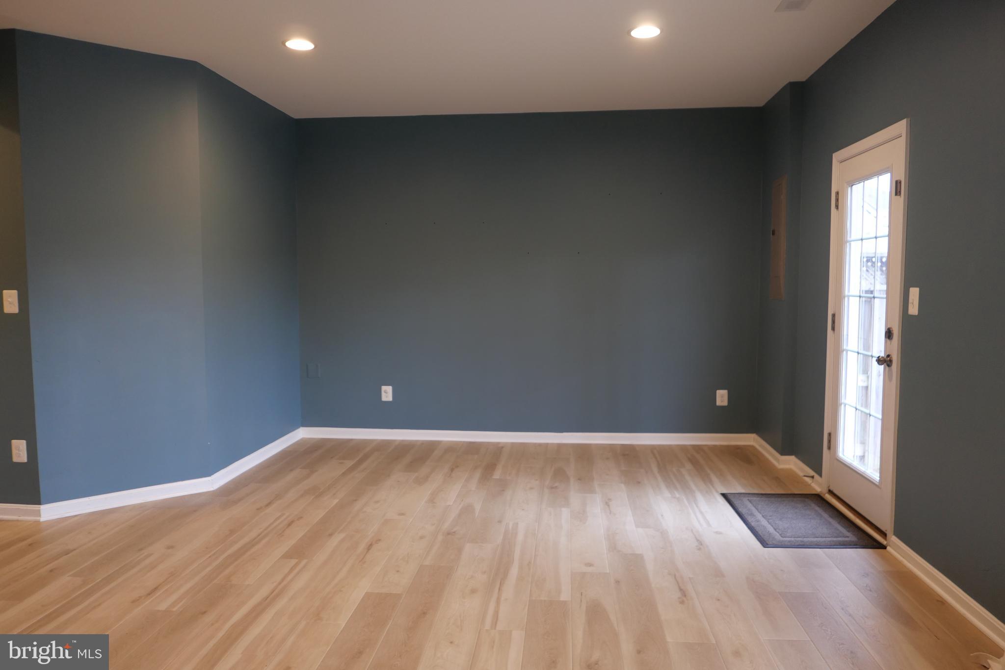 25152 SWEET MYRTLE SQUARE