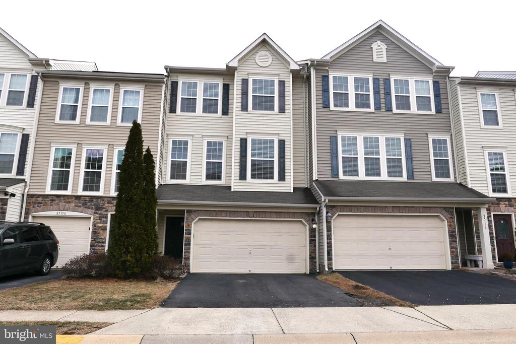 25152 SWEET MYRTLE SQUARE