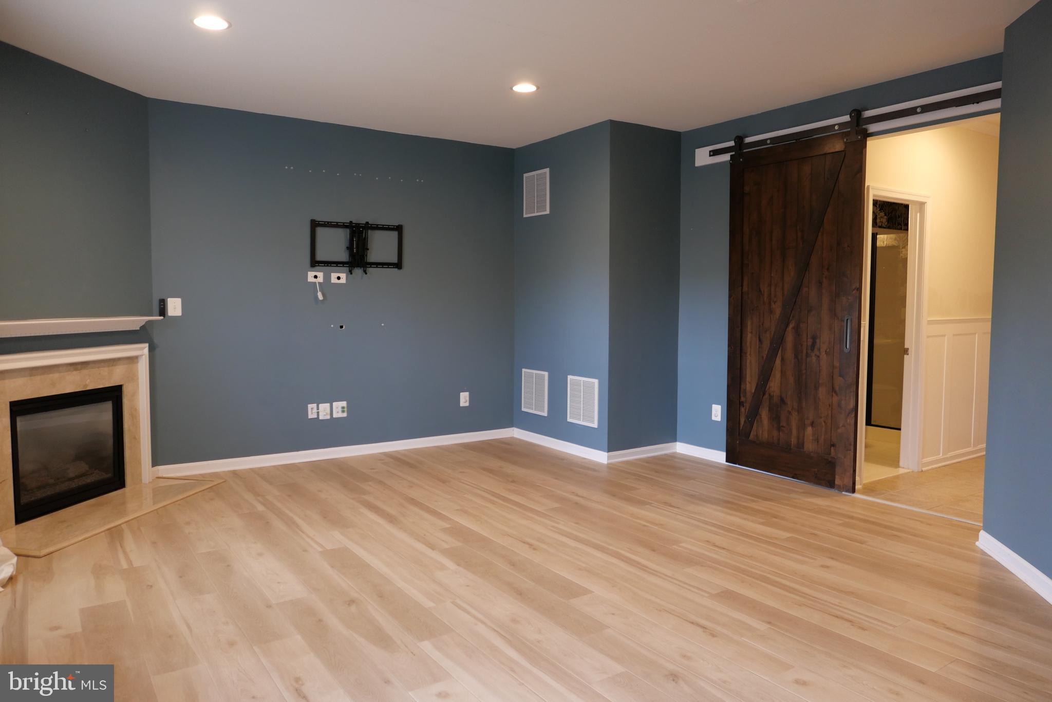 25152 SWEET MYRTLE SQUARE