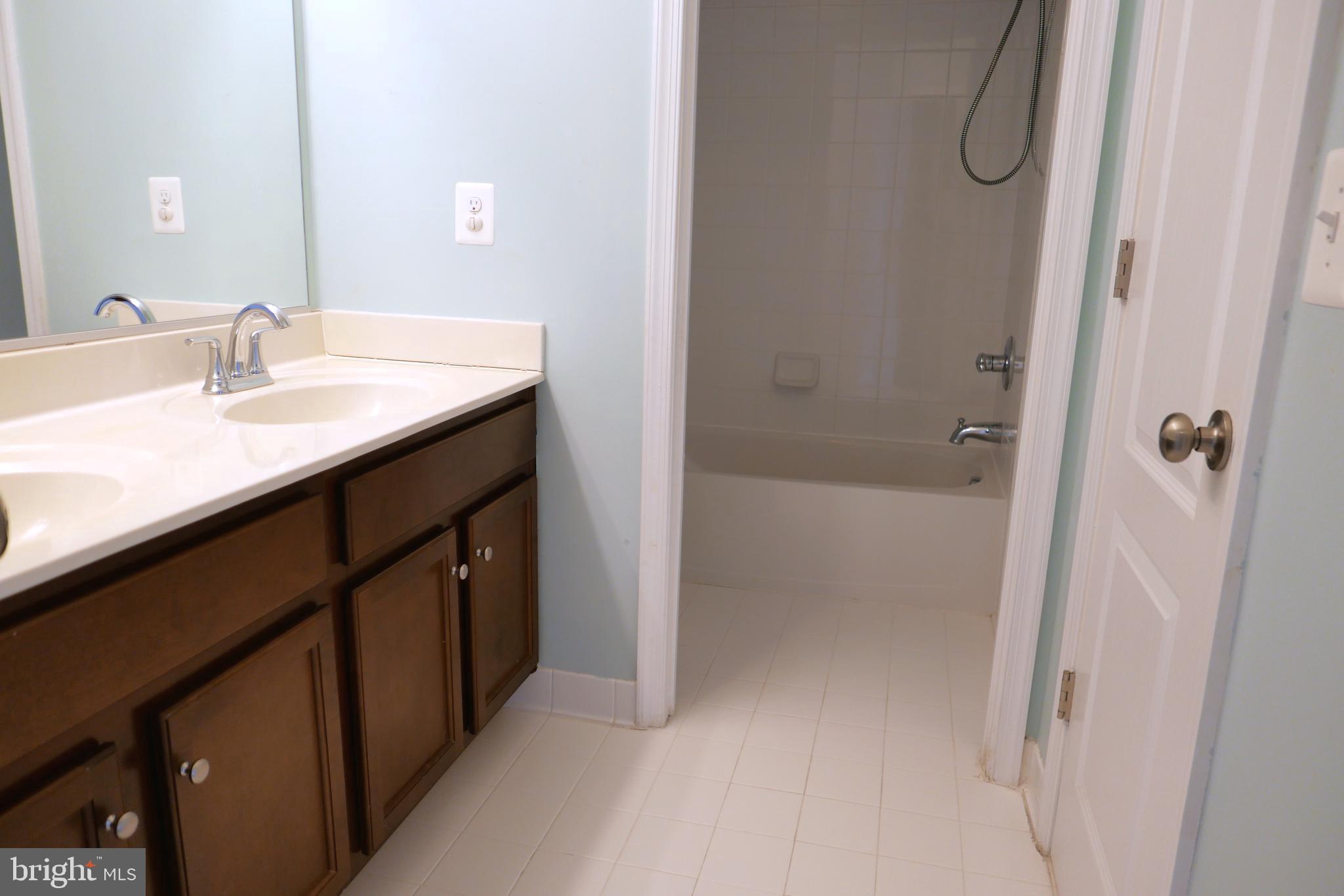 25152 SWEET MYRTLE SQUARE