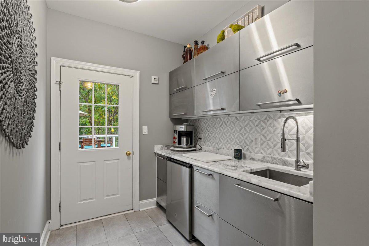 19598 SARATOGA SPRINGS PLACE