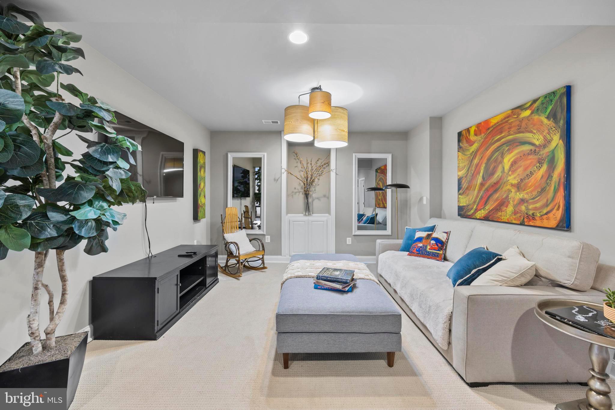 19598 SARATOGA SPRINGS PLACE