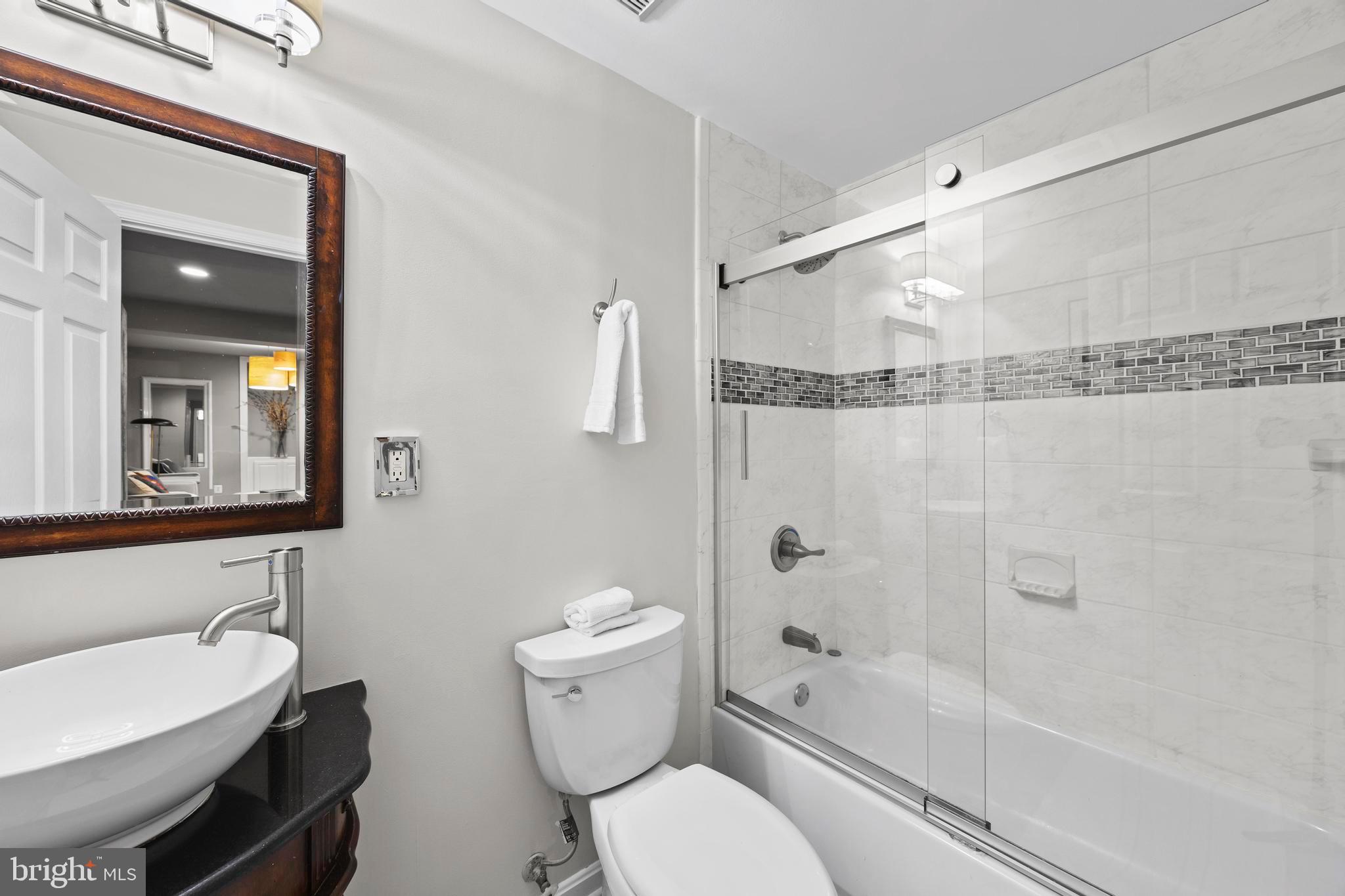 19598 SARATOGA SPRINGS PLACE