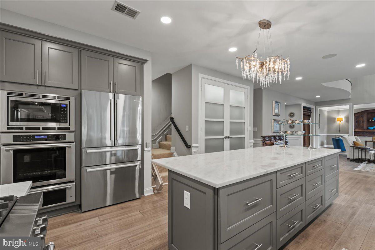 19598 SARATOGA SPRINGS PLACE