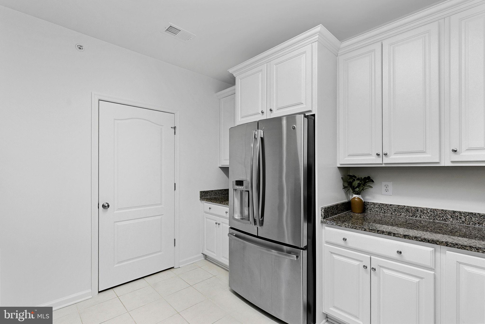 41895 CATHEDRAL VALLEY SQUARE 407