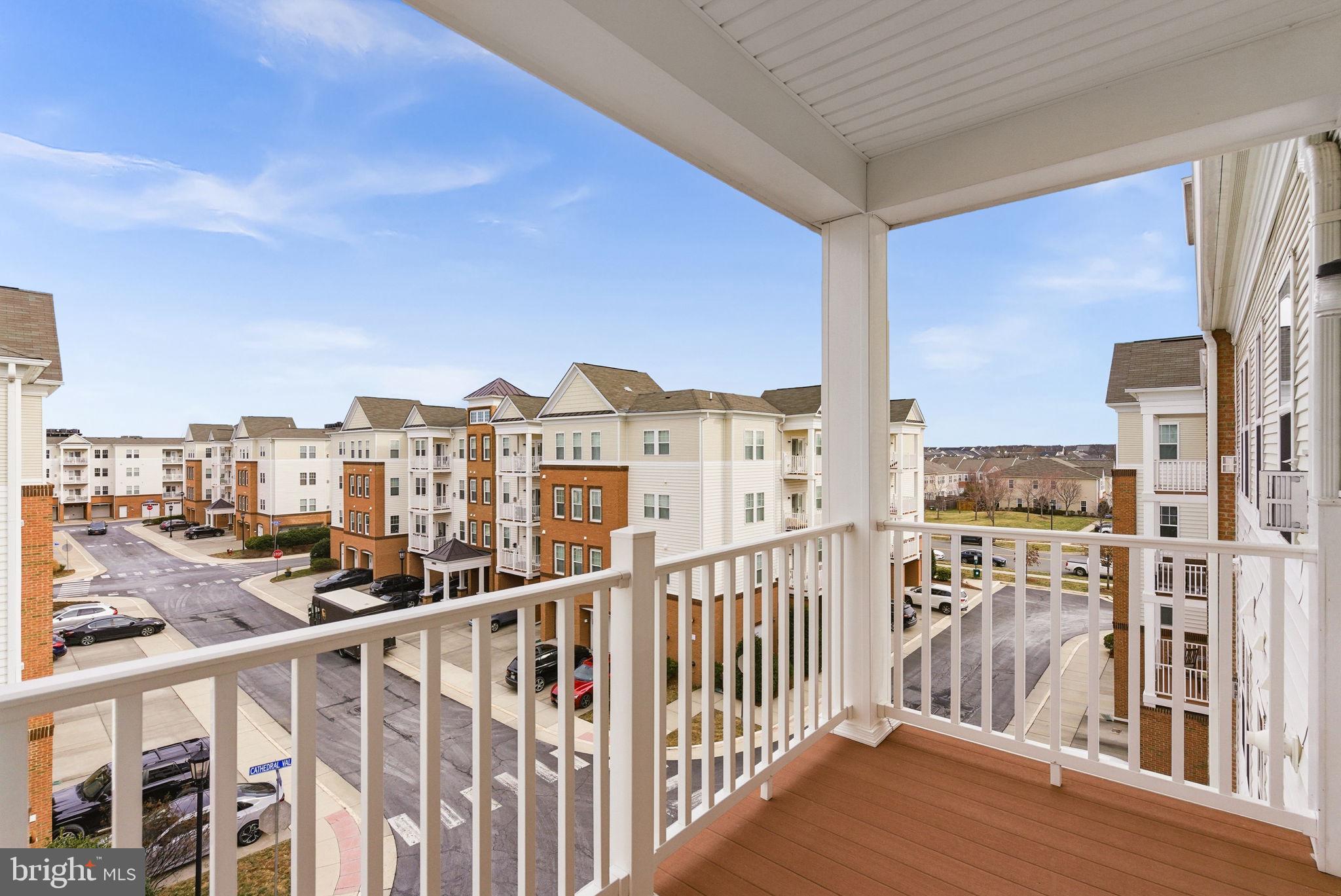 41895 CATHEDRAL VALLEY SQUARE 407