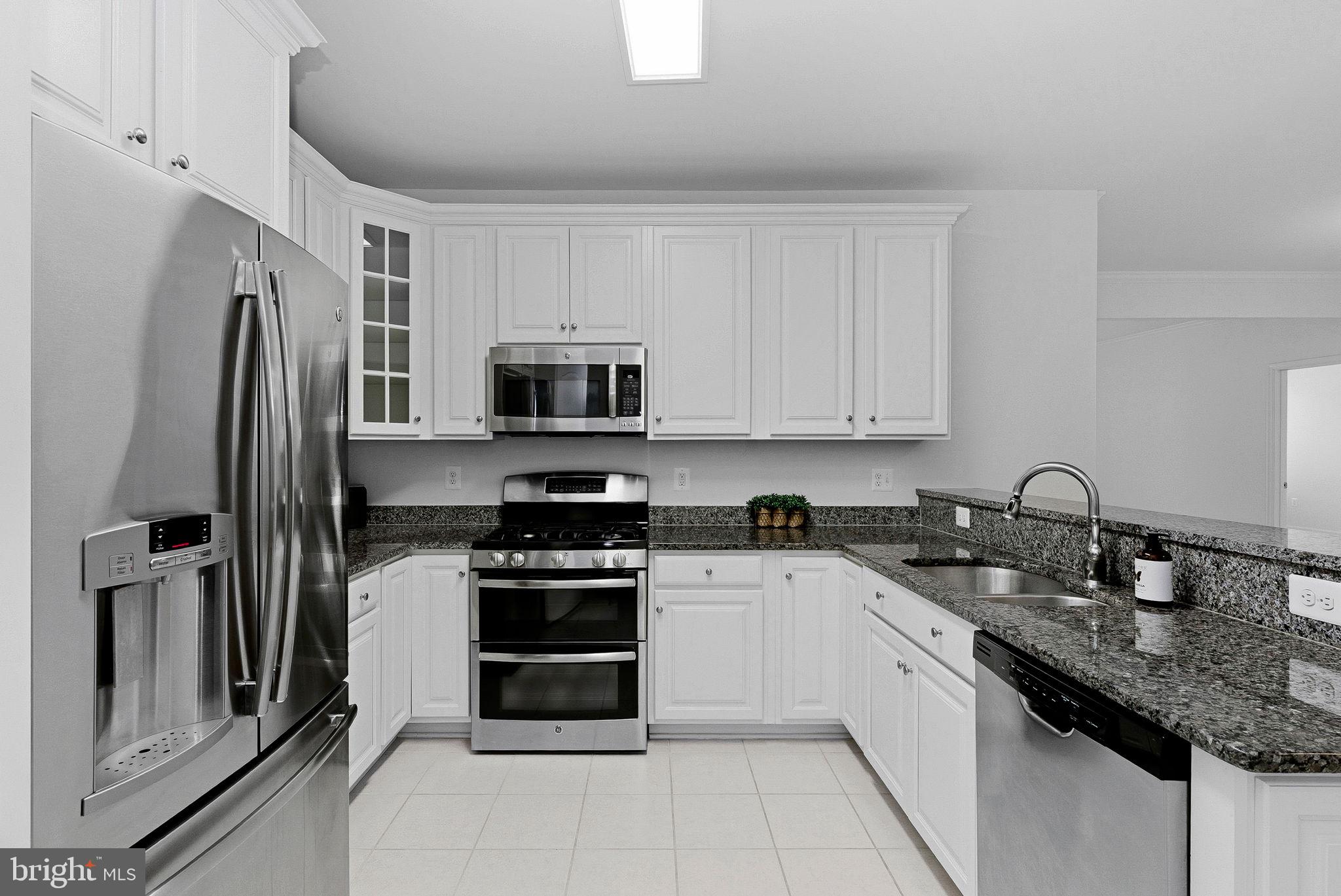 41895 CATHEDRAL VALLEY SQUARE 407