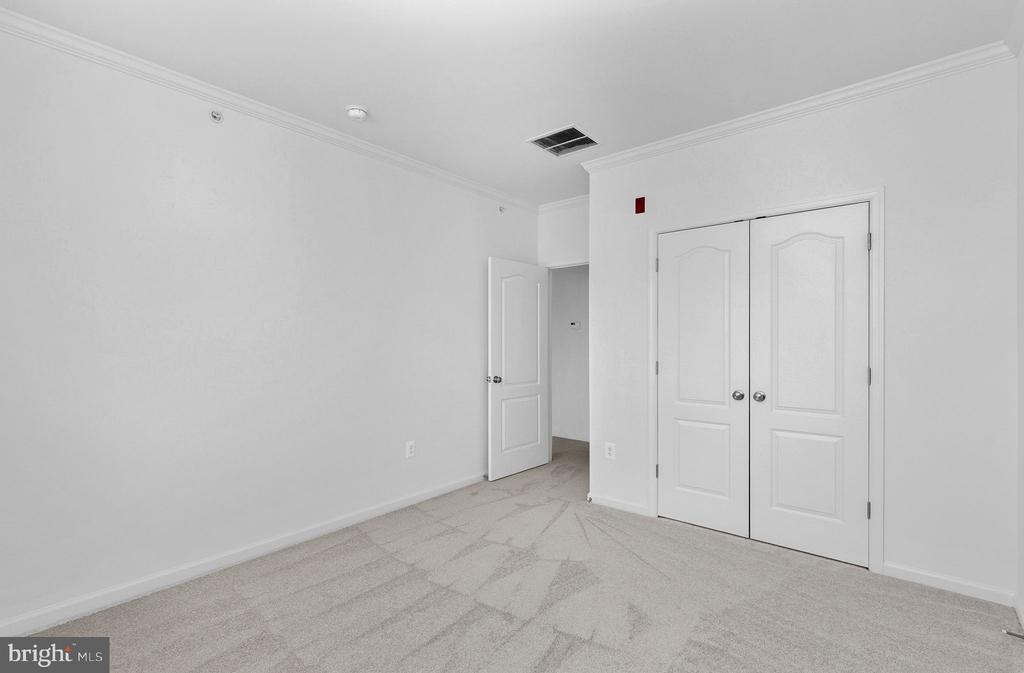41895 CATHEDRAL VALLEY SQUARE 407