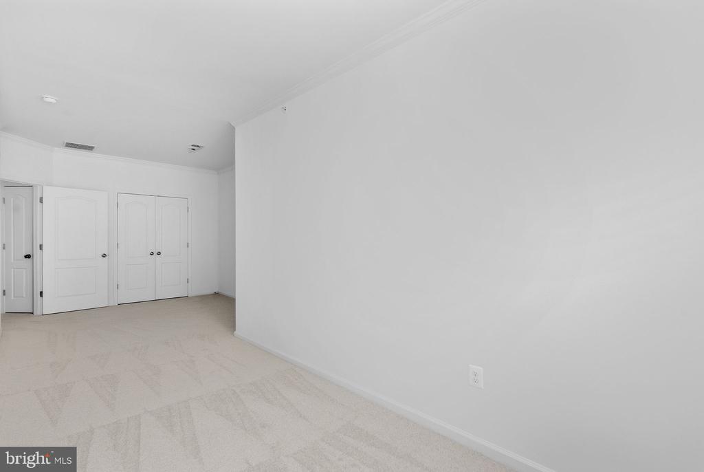 41895 CATHEDRAL VALLEY SQUARE 407