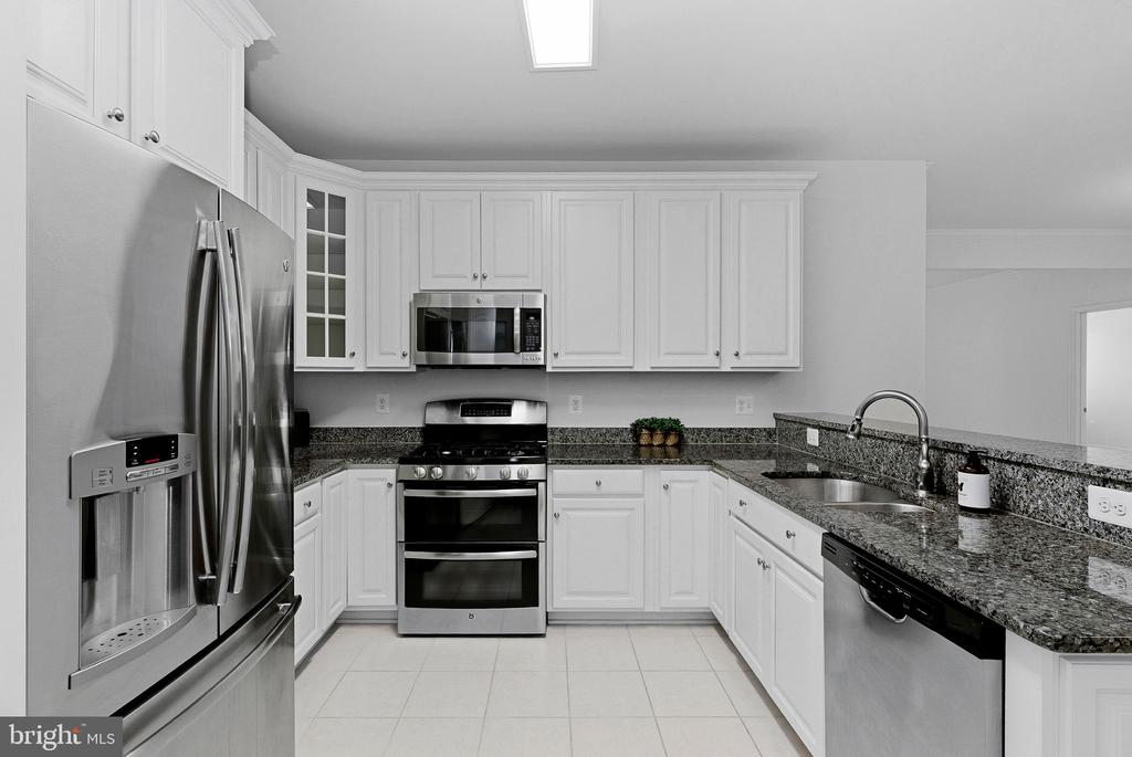 41895 CATHEDRAL VALLEY SQUARE 407