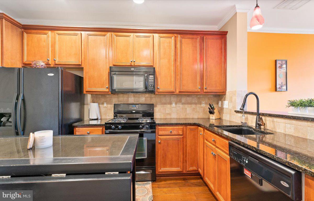 22705 SETTLERS TRAIL TERRACE