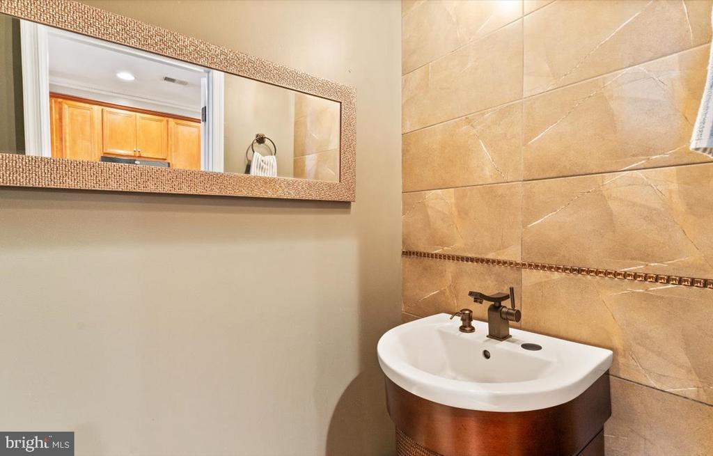 22705 SETTLERS TRAIL TERRACE