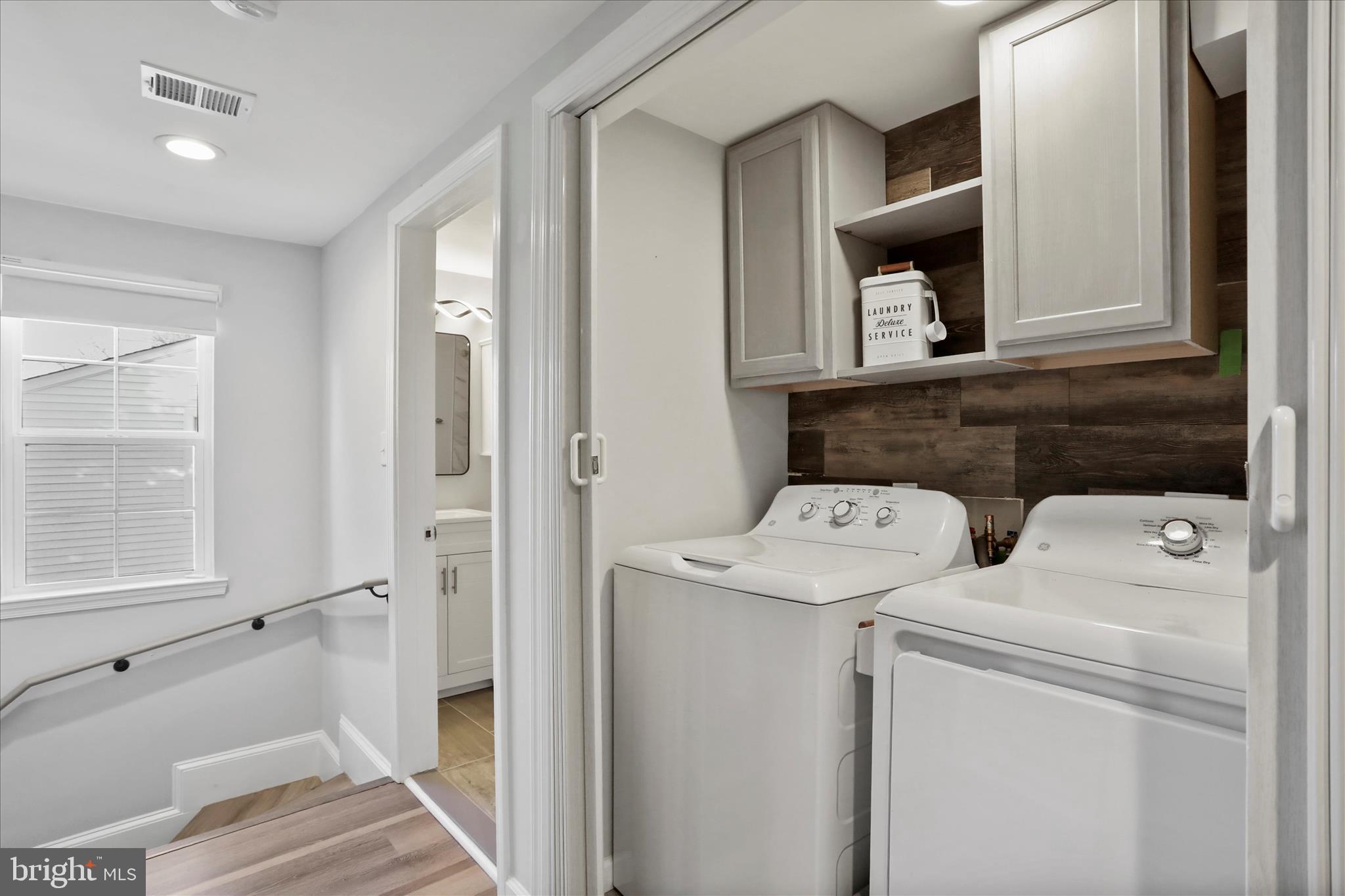 408 BLUE RIDGE AVENUE NE