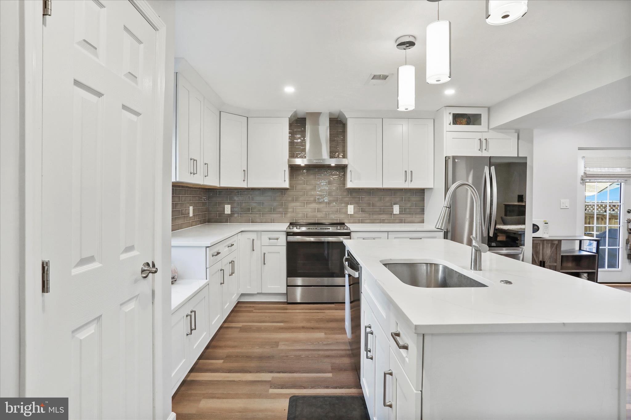 408 BLUE RIDGE AVENUE NE