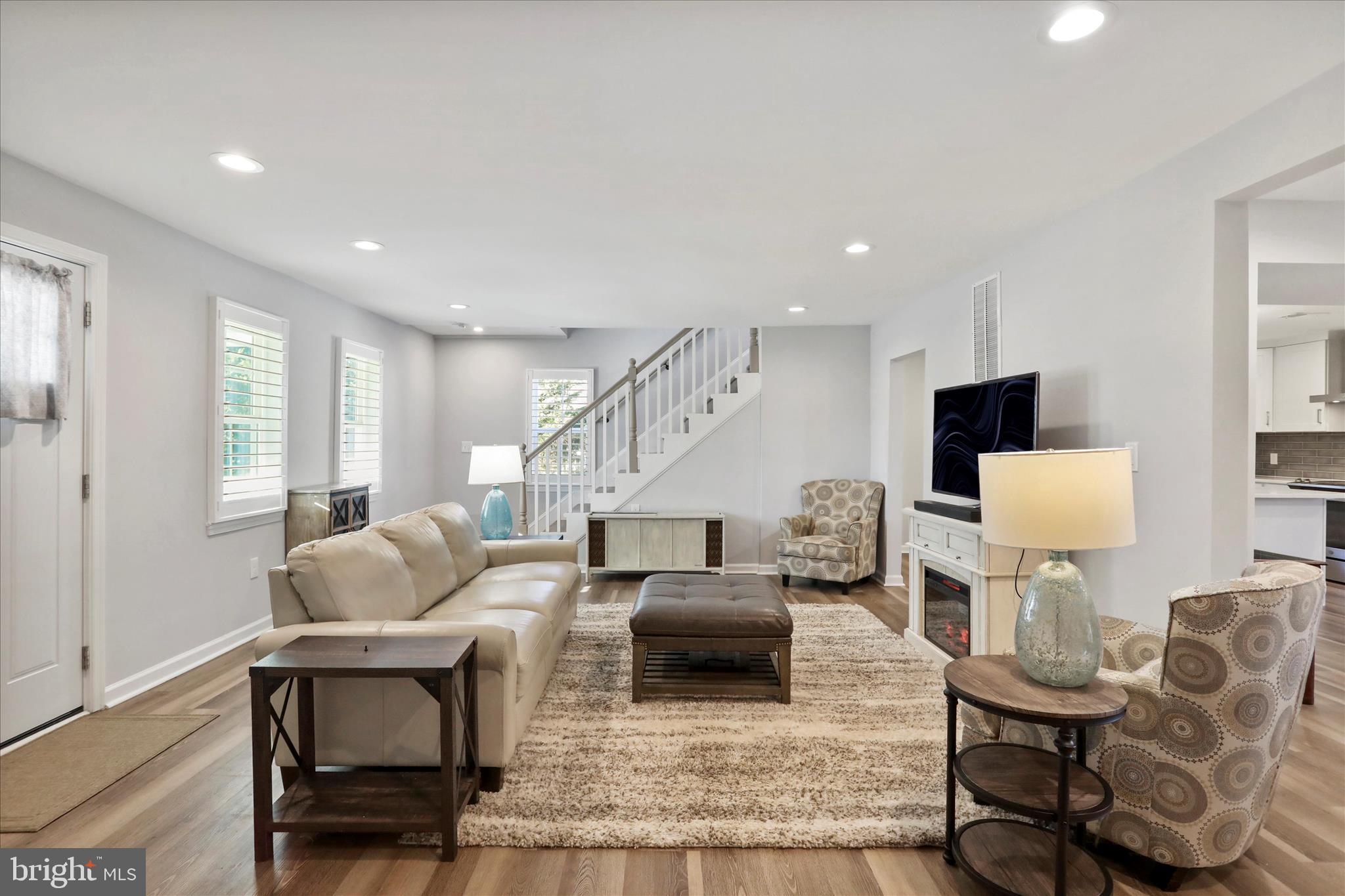 408 BLUE RIDGE AVENUE NE