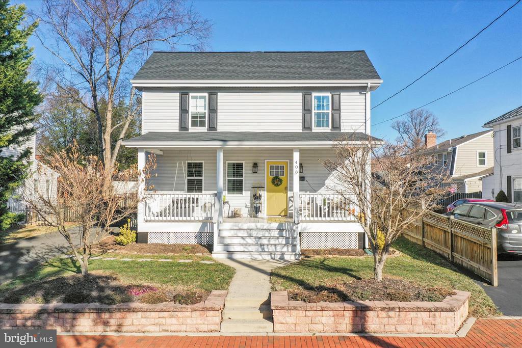 408 BLUE RIDGE AVENUE NE