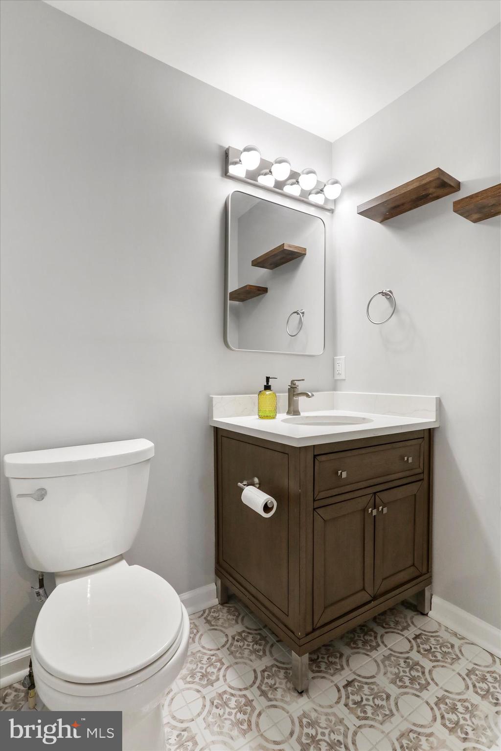 408 BLUE RIDGE AVENUE NE