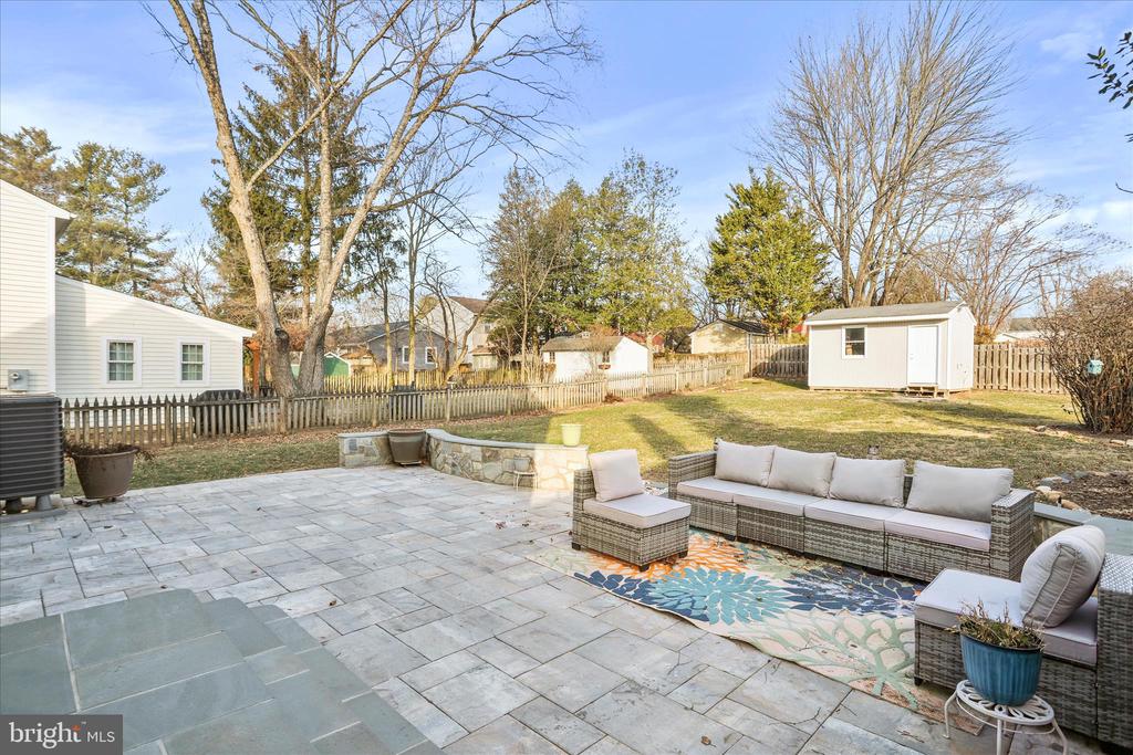 408 BLUE RIDGE AVENUE NE