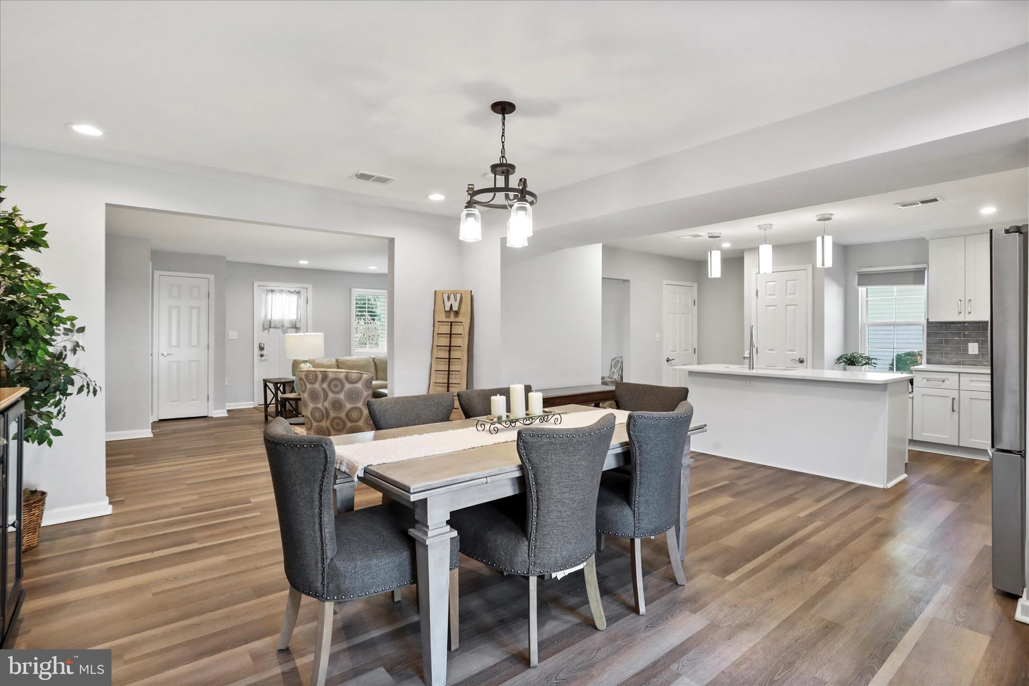 408 BLUE RIDGE AVENUE NE