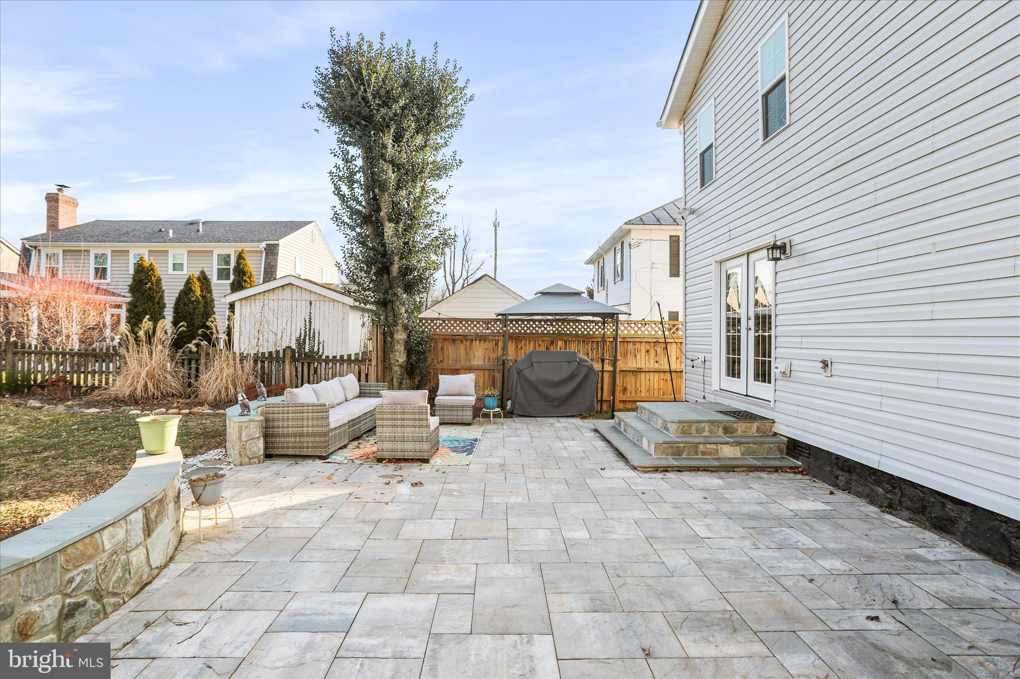 408 BLUE RIDGE AVENUE NE