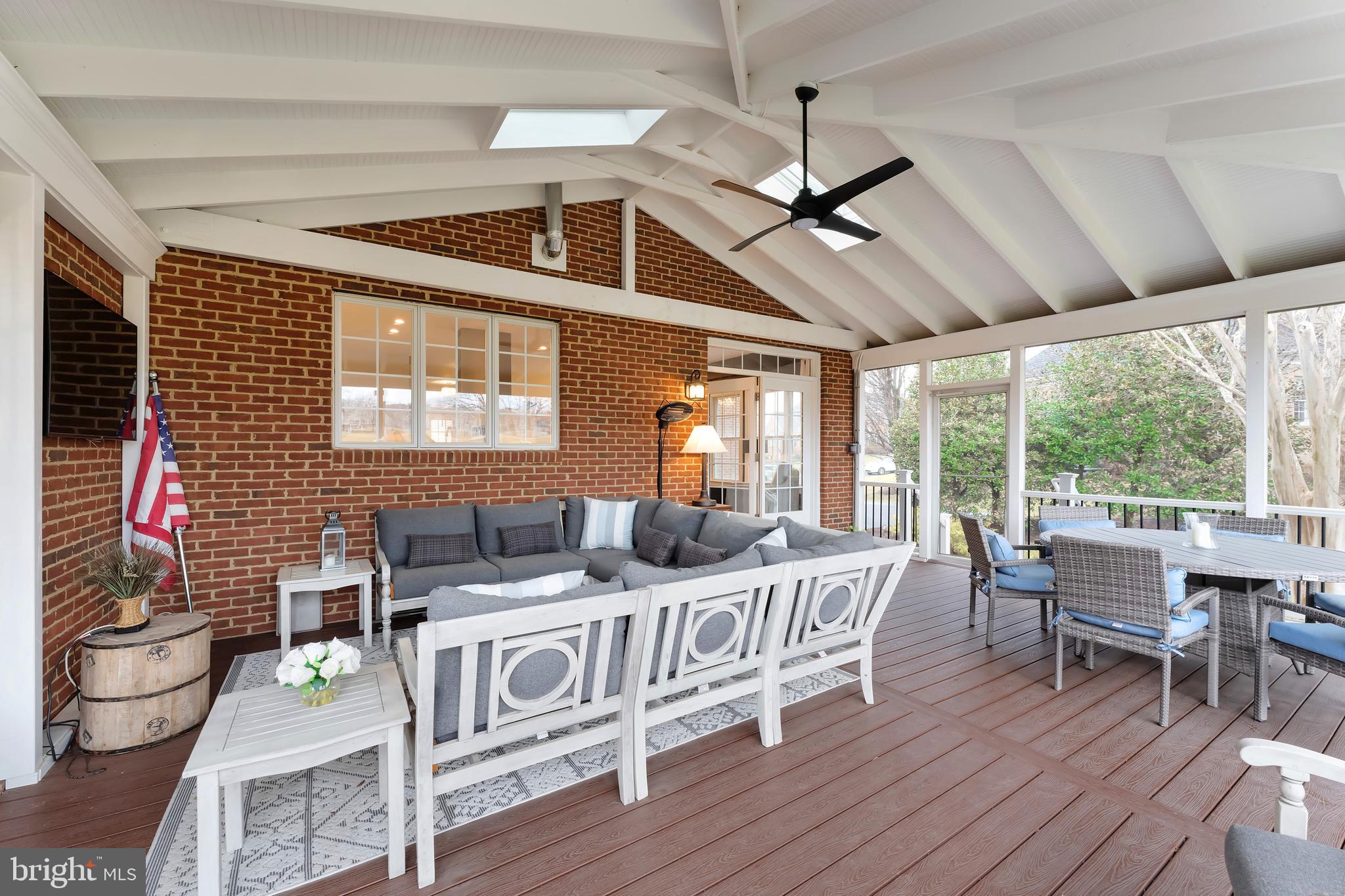 19770 WILLOWDALE PLACE