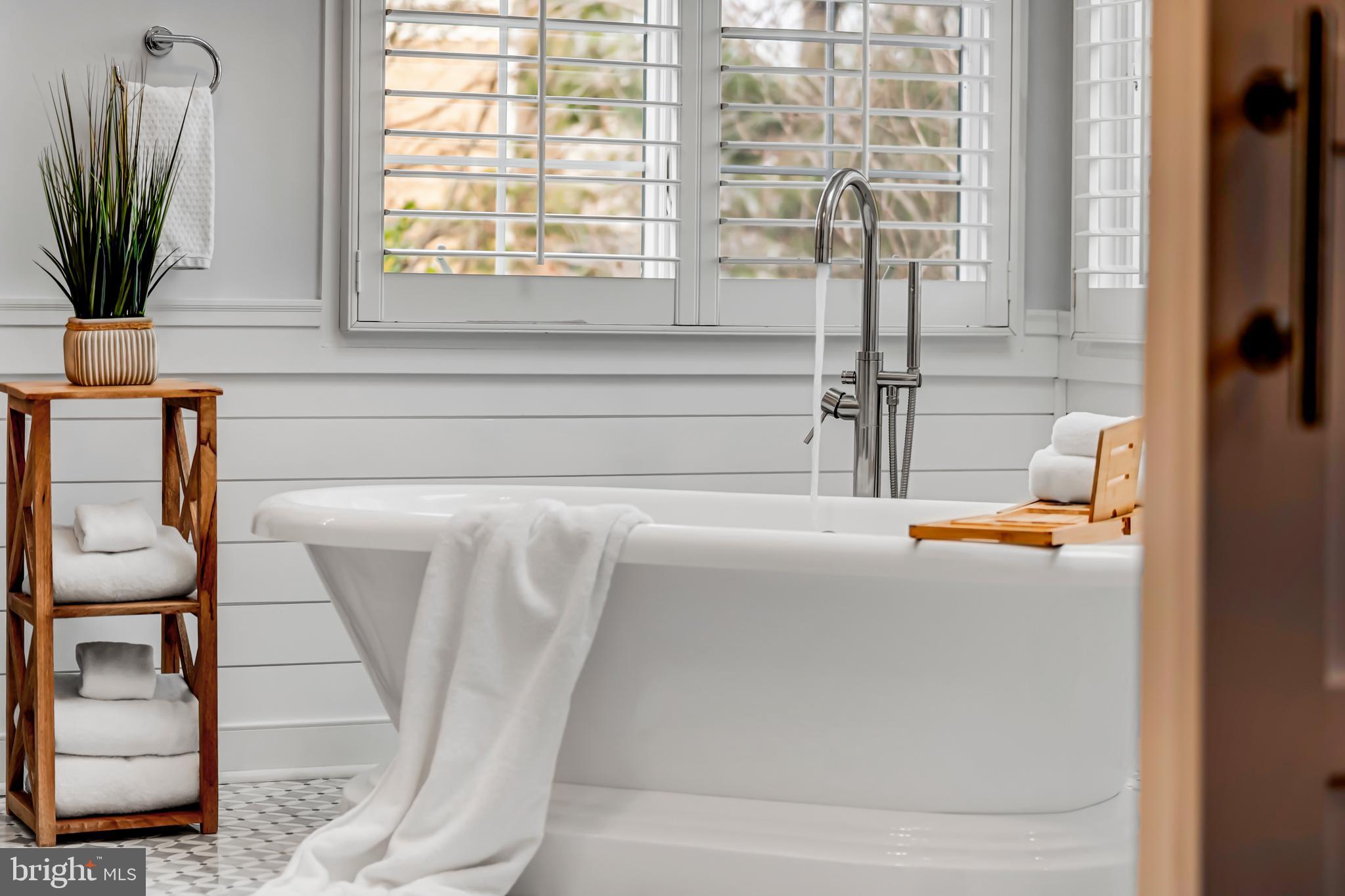 19770 WILLOWDALE PLACE