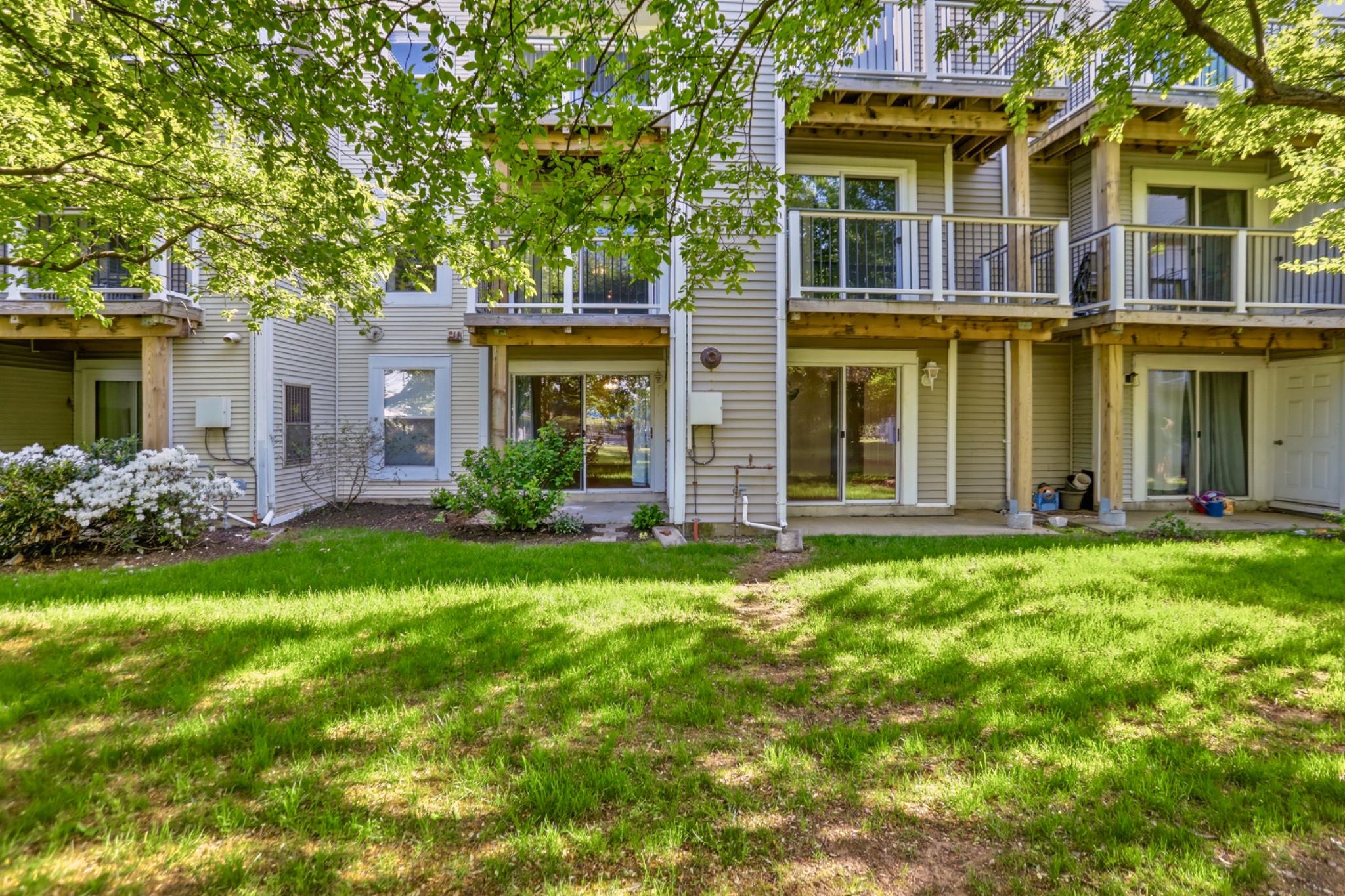 44152 NATALIE TERRACE 102
